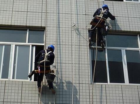 外墻防水刻不容緩，具體施工補(bǔ)漏方案如下