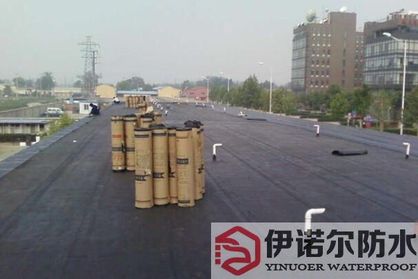 蘇州蘇州廠房防水堵漏公司講述屋面滲漏的原因